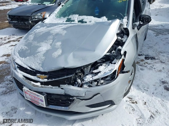 2018 Chevrolet Cruze LS with VIN 1G1BC5SM1J7100350, listed as a IAAI auction lot 41612020 with 80,653 mi miles. Bid and sale history available at carsss.com. Image 6.