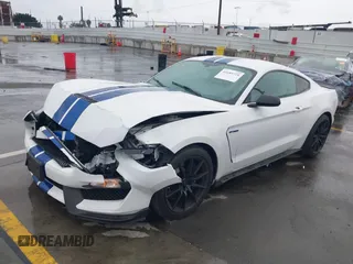 2017 Ford Mustang Shelby GT350 z VIN 1FA6P8JZ8H5521439, wystawiony jako IAAI lot #41689728 z przebiegiem 54 852 mil mil oraz . Historia ofert i sprzedaży dostępna na DreamBid. Obrazek 17.