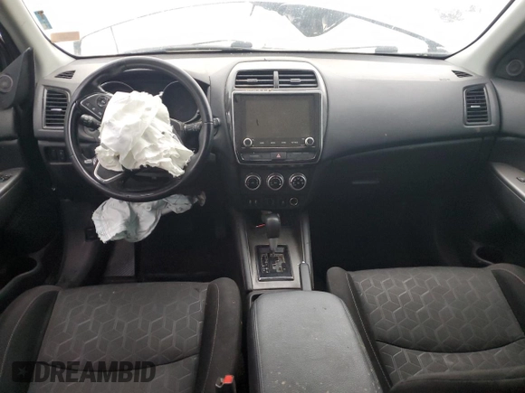 2021 Mitsubishi Outlander ES z VIN JA4ARUAU7MU019575, wystawiony jako Copart lot #54922275 z przebiegiem 109 423 mil mil oraz Szkoda całkowita • Salvage title. Historia ofert i sprzedaży dostępna na DreamBid. Obrazek 8.