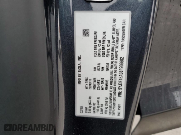 2025 Tesla Model 3 Long Range with VIN 5YJ3E1EA9SF966602, listed as a Copart auction lot 53571325 with 1,382 mi miles and Salvage title. Bid and sale history available at DreamBid. Image 14.