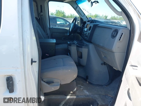 2009 Ford Econoline Cargo Commercial with VIN 1FTNE14W69DA46482, listed as a IAAI auction lot 42235430 with 339,835 mi miles and . Bid and sale history available at DreamBid. Image 5.