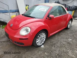 2008 Volkswagen Beetle SE z VIN 3VWRG31Y88M403738, wystawiony jako Copart lot #44212105 z przebiegiem 126 926 mil mil oraz Czysty tytuł • Clean title. Historia ofert i sprzedaży dostępna na DreamBid. Obrazek 1.