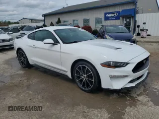 2021 Ford Mustang EcoBoost z VIN 1FA6P8TH7M5141555, wystawiony jako Copart lot #54016865 z przebiegiem 21 548 mil mil oraz Szkoda całkowita • Salvage title. Historia ofert i sprzedaży dostępna na DreamBid. Obrazek 4.