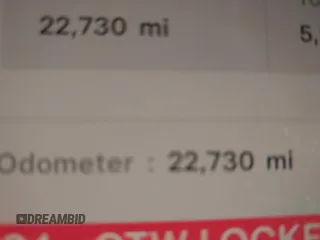 2023 Tesla Model 3 z VIN 5YJ3E1EA9PF566224, wystawiony jako IAAI lot #42292218 z przebiegiem 22 730 mil mil oraz . Historia ofert i sprzedaży dostępna na DreamBid. Obrazek 16.