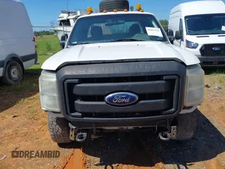 2012 Ford F-350 with VIN 1FD7X3ET9CEC88439, listed as a IAAI auction lot 40465256 with 323,416 mi miles and . Bid and sale history available at DreamBid. Image 12.