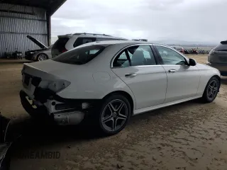 2022 Mercedes-Benz E 350 with VIN W1KZF8DB7NB050539, listed as a Copart auction lot 51081345 with 49,258 mi miles and Salvage Title. Bid and sale history available at DreamBid. Image 3.