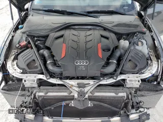 2020 Audi S8 z VIN WAU8SAF87LN001084, wystawiony jako Copart lot #41206014 z przebiegiem 43 631 mil mil oraz . Historia ofert i sprzedaży dostępna na DreamBid. Obrazek 11.