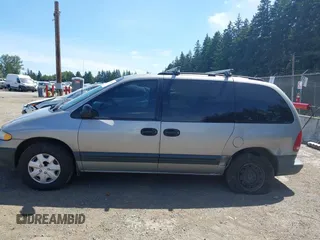 1996 Dodge Caravan SE z VIN 2B4GP4532TR594635, wystawiony jako IAAI lot #42339395 z przebiegiem 112 337 mil mil oraz . Historia ofert i sprzedaży dostępna na DreamBid. Obrazek 14.