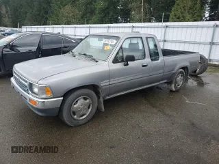 1994 Toyota Pickup z VIN JT4VN93DXR5038989, wystawiony jako Copart lot #50352245 z przebiegiem 322 184 mil mil oraz Czysty tytuł • Clean title. Historia ofert i sprzedaży dostępna na DreamBid. Obrazek 1.