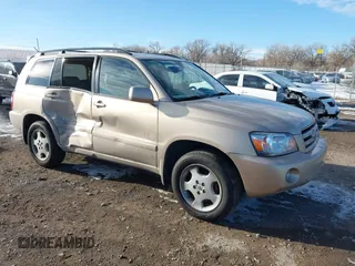 2006 Toyota Highlander w/3rd Row z VIN JTEEP21A060161697, wystawiony jako IAAI lot #40998154 z przebiegiem 148 645 mil mil oraz . Historia ofert i sprzedaży dostępna na DreamBid. Obrazek 1.