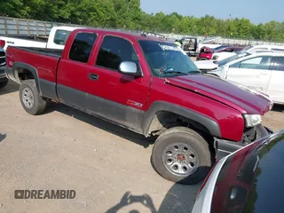 2005 Chevrolet Silverado 1500 Z71 with VIN 1GCEK19B75E270685, listed as a IAAI auction lot 42412845 with Not provided miles and . Bid and sale history available at DreamBid. Image 1.