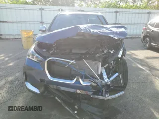2024 BMW X1 xDrive28i z VIN WBX73EF0XR5017143, wystawiony jako Copart lot #54323325 z przebiegiem 5 411 mil mil oraz Szkoda całkowita • Salvage title. Historia ofert i sprzedaży dostępna na DreamBid. Obrazek 5.
