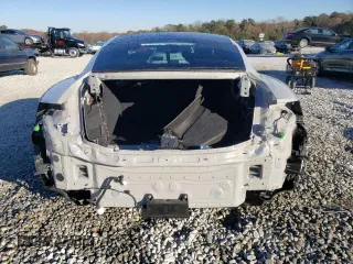 2021 Porsche Taycan 4S z VIN WP0AB2Y14MSA43132, wystawiony jako Copart lot #84077624 z przebiegiem 26 965 mil mil oraz Szkoda całkowita • Salvage title. Historia ofert i sprzedaży dostępna na DreamBid. Obrazek 6.