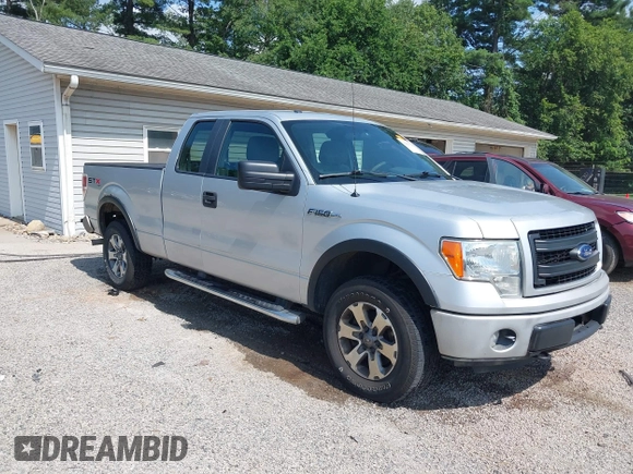 2013 Ford F-150 XL with VIN 1FTFX1EF5DKG43334, listed as a IAAI auction lot 42664129 with 215,465 mi miles and . Bid and sale history available at DreamBid. Image 1.
