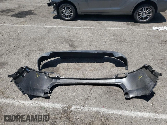 2018 Jeep Compass Latitude with VIN 3C4NJDBB8JT457636, listed as a Copart auction lot 57524885 with 111,062 mi miles and Salvage title. Bid and sale history available at DreamBid. Image 13.