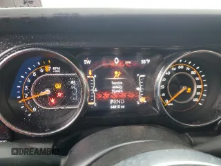 2022 Jeep Wrangler Unlimited Sahara with VIN 1C4HJXEGXNW211886, listed as a Copart auction lot 54877645 with 64,815 mi miles and Salvage title. Bid and sale history available at DreamBid. Image 9.