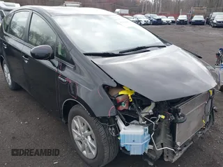 2015 Toyota Prius Two with VIN JTDZN3EU0FJ031208, listed as a IAAI auction lot 41910346 with 72,973 mi miles and . Bid and sale history available at DreamBid. Image 17.
