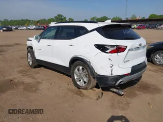 2019 Chevrolet Blazer z VIN 3GNKBCRS7KS668731, wystawiony jako IAAI lot #42266512 z przebiegiem 79 322 mil mil oraz . Historia ofert i sprzedaży dostępna na DreamBid. Obrazek 3.