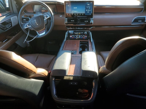 2023 Lincoln Navigator L Reserve with VIN 5LMJJ3LG6PEL16195, listed as a Copart auction lot 82288124 with 23,021 mi miles and Salvage Title. Bid and sale history available at carsss.com. Image 8.