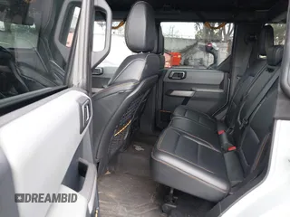 2023 Ford Bronco с VIN 1FMEE5DP0PLA97359, выставлен на аукционе IAAI как лот 42130581 с пробегом 32 335 миль миль и . История ставок и продаж доступна на DreamBid. Изображение 21.