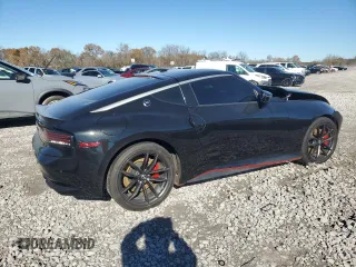 2024 Nissan Z Performance z VIN JN1BZ4BH5RM360429, wystawiony jako Copart lot #84402324 z przebiegiem 10 263 mil mil oraz Szkoda całkowita • Salvage title. Historia ofert i sprzedaży dostępna na DreamBid. Obrazek 3.