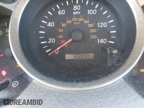 2003 Toyota Highlander z VIN JTEGD21A030070166, wystawiony jako IAAI lot #42348887 z przebiegiem 230 994 mil mil oraz . Historia ofert i sprzedaży dostępna na DreamBid. Obrazek 7.