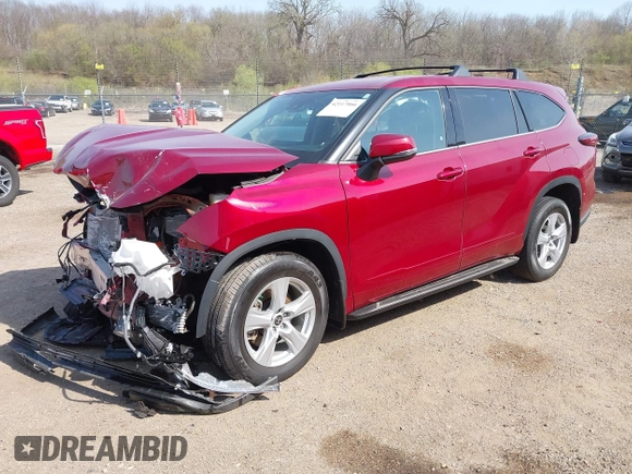 2022 Toyota Highlander LE with VIN 5TDBZRBH7NS569311, listed as a IAAI auction lot 42117066 with 18,579 mi miles and . Bid and sale history available at DreamBid. Image 17.