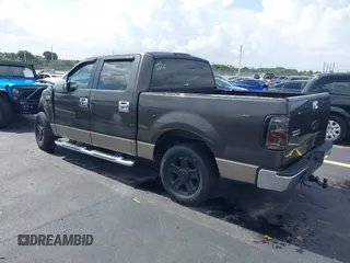 2006 Ford F-150 XLT с VIN 1FTPW12556FA47557, выставлен на аукционе IAAI как лот 42657262 с пробегом Не указан миль и . История ставок и продаж доступна на DreamBid. Изображение 3.