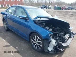 2017 Volkswagen Jetta SE with VIN 3VWDB7AJ0HM362489, listed as a IAAI auction lot 41962072 with 47,714 mi miles and . Bid and sale history available at DreamBid. Image 1.