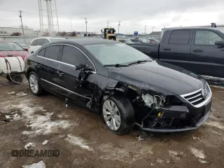 2012 Volkswagen CC Sport PZEV with VIN WVWMP7AN0CE533828, listed as a Copart auction lot 86079484 with 105,371 mi miles and Salvage Title. Bid and sale history available at carsss.com. Image 4.