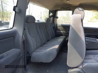 2003 Chevrolet Silverado 1500 with VIN 2GCEC19T131331601, listed as a IAAI auction lot 42046993 with 277,162 mi miles and . Bid and sale history available at DreamBid. Image 8.