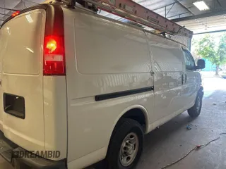 2020 Chevrolet Express Cargo with VIN 1GCWGAFP6L1186058, listed as a IAAI auction lot 42737734 with 106,149 mi miles and . Bid and sale history available at DreamBid. Image 15.