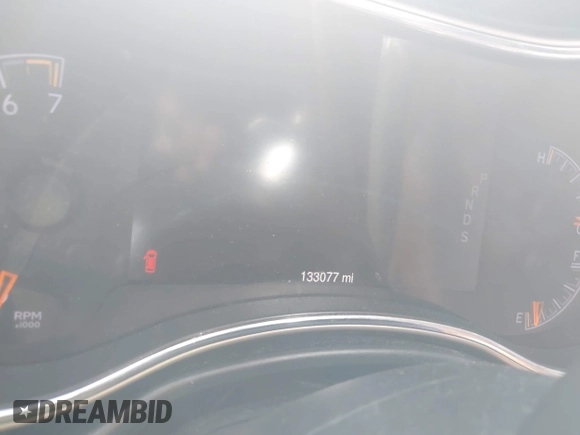 2015 Jeep Grand Cherokee Summit with VIN 1C4RJEJG5FC105038, listed as a IAAI auction lot 42555024 with 133,077 mi miles and . Bid and sale history available at DreamBid. Image 7.