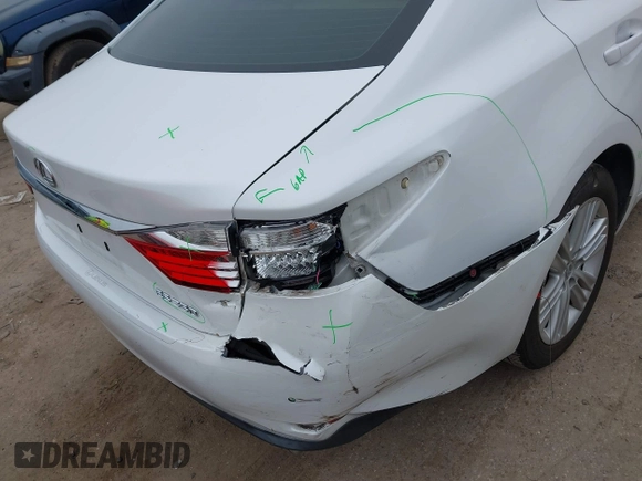 2014 Lexus ES 350 with VIN JTHBK1GG9E2148783, listed as a IAAI auction lot 41624707 with 130,481 mi miles. Bid and sale history available at carsss.com. Image 6.