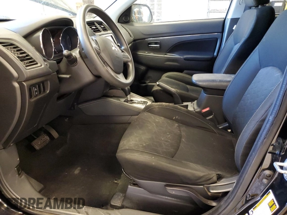 2021 Mitsubishi Outlander ES z VIN JA4APUAU4MU014582, wystawiony jako Copart lot #55962445 z przebiegiem 65 357 mil mil oraz Czysty tytuł • Clean title. Historia ofert i sprzedaży dostępna na DreamBid. Obrazek 7.