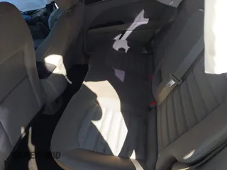 2018 Ford Fusion SE with VIN 3FA6P0HD1JR227721, listed as a IAAI auction lot 41587967 with 180,084 mi miles. Bid and sale history available at carsss.com. Image 8.