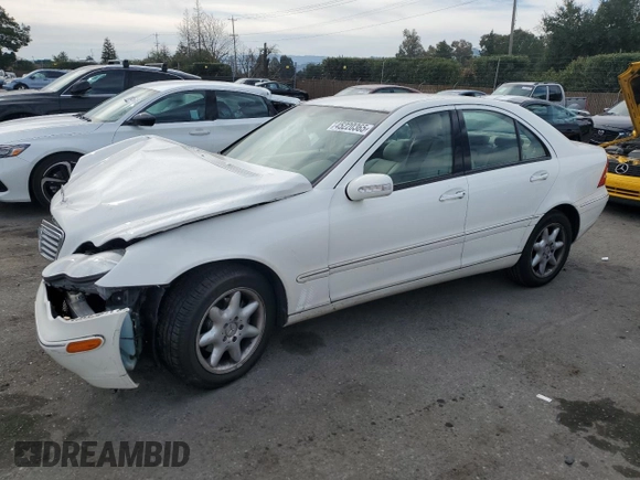 2002 Mercedes-Benz C 230/260/280/320 with VIN WDBRF61J12F284723, listed as a Copart auction lot 45220365 with 51,056 mi miles and Salvage Title. Bid and sale history available at DreamBid. Image 1.