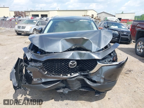 2025 Mazda CX-30 S Preferred with VIN 3MVDMBCM2SM776872, listed as a IAAI auction lot 42582130 with 9,541 mi miles and . Bid and sale history available at DreamBid. Image 11.