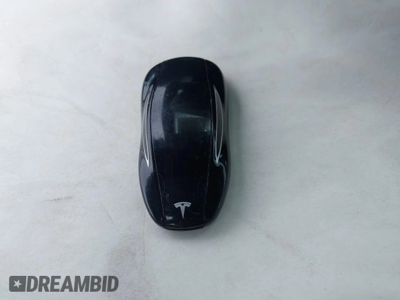 2019 Tesla Model S 100D z VIN 5YJSA1E46KF332066, wystawiony jako IAAI lot #42189828 z przebiegiem 55 751 mil mil oraz . Historia ofert i sprzedaży dostępna na DreamBid. Obrazek 11.