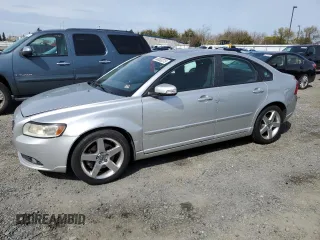 2008 Volvo S40 2.4L with VIN YV1MS390482379790, listed as a Copart auction lot 49853275 with 128,205 mi miles and Salvage Title. Bid and sale history available at carsss.com. Image 1.