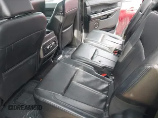 2021 Ford Expedition Max XLT z VIN 1FMJK1HT2MEA39793, wystawiony jako IAAI lot #41378661 z przebiegiem 69 108 mil mil oraz . Historia ofert i sprzedaży dostępna na DreamBid. Obrazek 8.