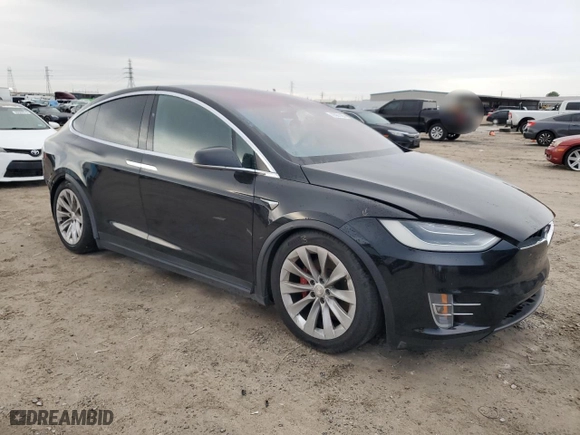 2019 Tesla Model X P100D with VIN 5YJXCDE44KF211621, listed as a Copart auction lot 87861185 with NaN miles and Salvage Title. Bid and sale history available at carsss.com. Image 4.