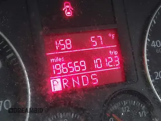 2009 Volkswagen Jetta S с VIN 3VWJM71K09M154233, выставлен на аукционе IAAI как лот 41876480 с пробегом 196 569 миль миль и . История ставок и продаж доступна на DreamBid. Изображение 7.