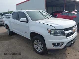 2019 Chevrolet Colorado 2WD LT z VIN 1GCGSCEN8K1274476, wystawiony jako IAAI lot #42135403 z przebiegiem 78 125 mil mil oraz . Historia ofert i sprzedaży dostępna na DreamBid. Obrazek 1.