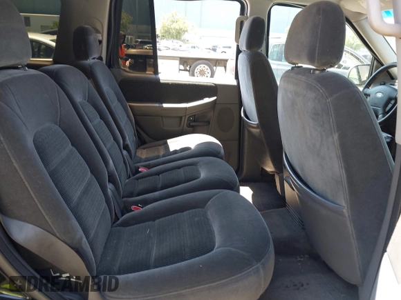 2002 Ford Explorer XLT with VIN 1FMZU73K92UD34066, listed as a IAAI auction lot 42228958 with 198,594 mi miles and . Bid and sale history available at DreamBid. Image 8.