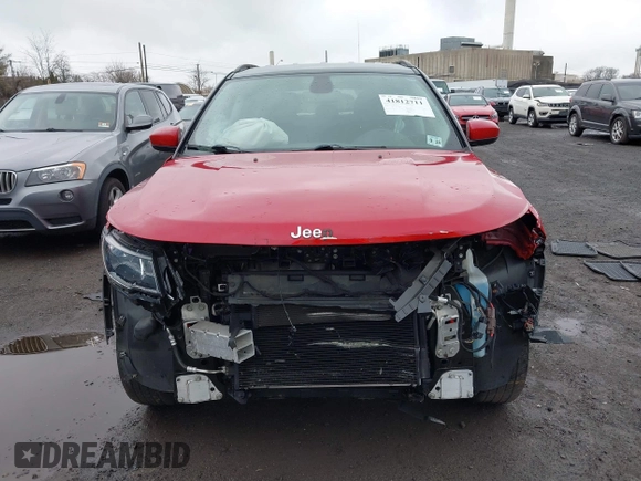 2019 Jeep Compass Latitude with VIN 3C4NJDBB7KT629155, listed as a IAAI auction lot 41812711 with 35,369 mi miles and . Bid and sale history available at DreamBid. Image 13.