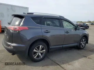 2018 Toyota RAV4 XLE with VIN JTMRFREV5JJ739973, listed as a Copart auction lot 54490225 with 65,807 mi miles and Salvage Title. Bid and sale history available at DreamBid. Image 3.