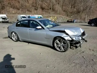 2015 BMW 7 Series 750i с VIN WBAYA8C52FD825851, выставлен на аукционе Copart как лот 45842584 с пробегом 108 517 миль миль и . История ставок и продаж доступна на DreamBid. Изображение 12.