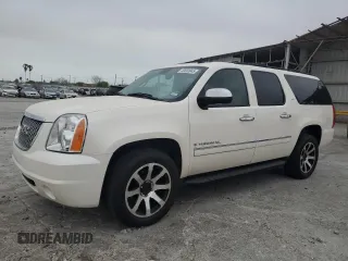 2009 GMC Yukon XL SLT w/4SB with VIN 1GKFC36J39R178579, listed as a Copart auction lot 49693945 with 209,135 mi miles and Salvage Title. Bid and sale history available at carsss.com. Image 1.