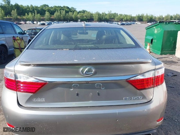 2015 Lexus ES 350 with VIN JTHBK1GGXF2188338, listed as a IAAI auction lot 36552431 with NaN miles. Bid and sale history available at carsss.com. Image 16.